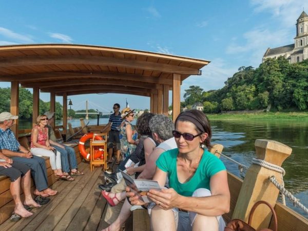 ┬®D.Drouet-Le-Mont-Glonne-depuis-le-bateau-Vent-dSoulair-1024x682