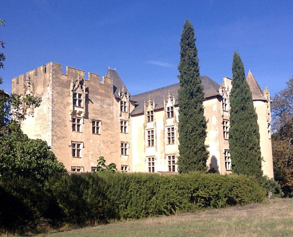 chateau-allemagne-en-provence