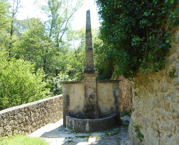 chateau-d-entrecasteaux