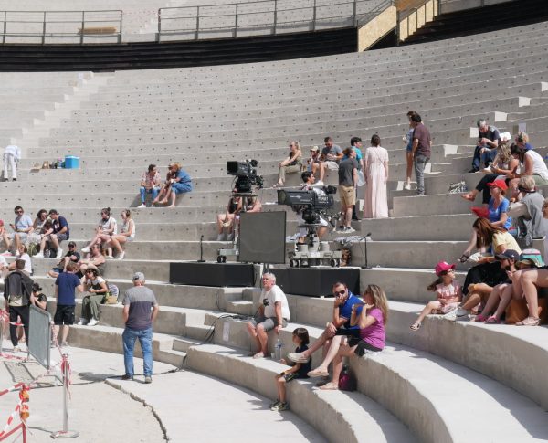 le-tournage-de-l-emission-avait-eu-lieu-en-mai-dernier-au-theatre-antique-1664292865